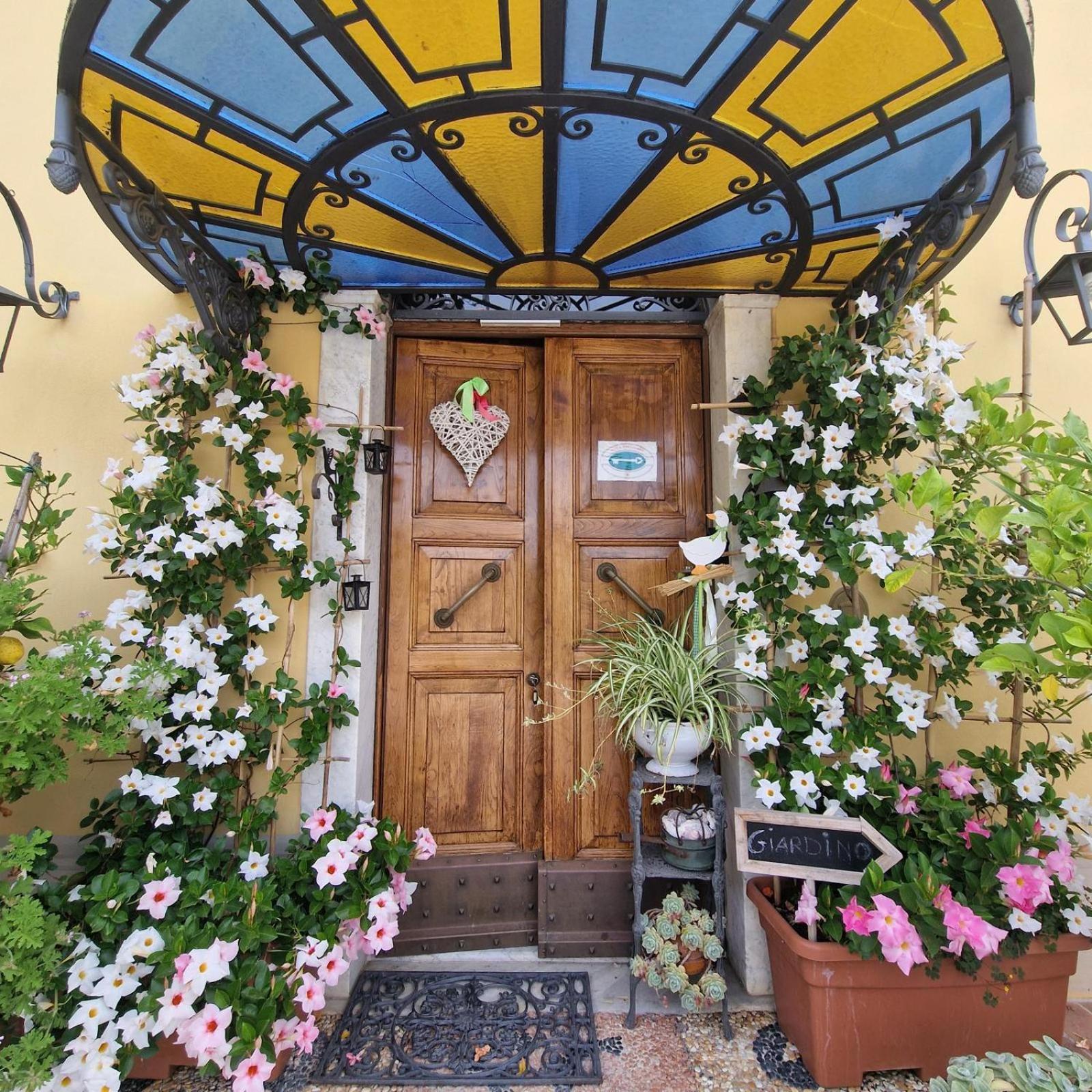 Jasmine Cottage Luni Exterior foto